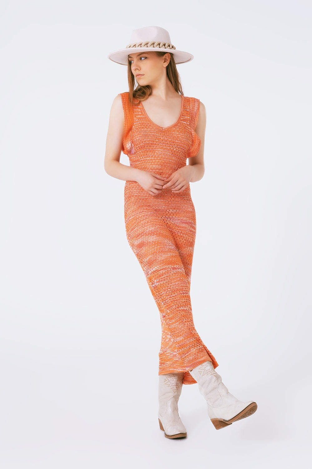 Vestido longo de tricô com babado no peito em laranja mesclado