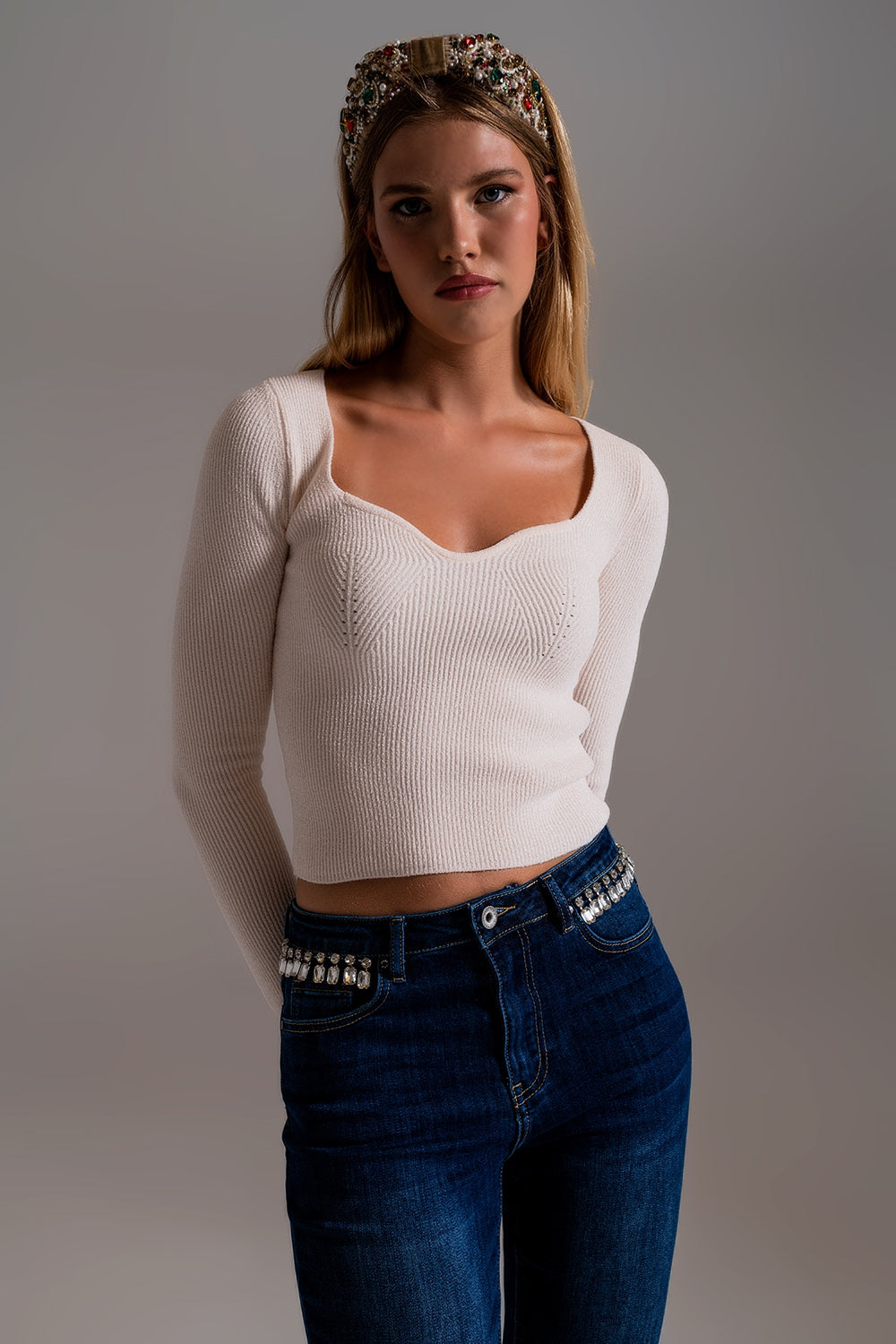 Camisola de chenille com decote em formato de coração em branco
