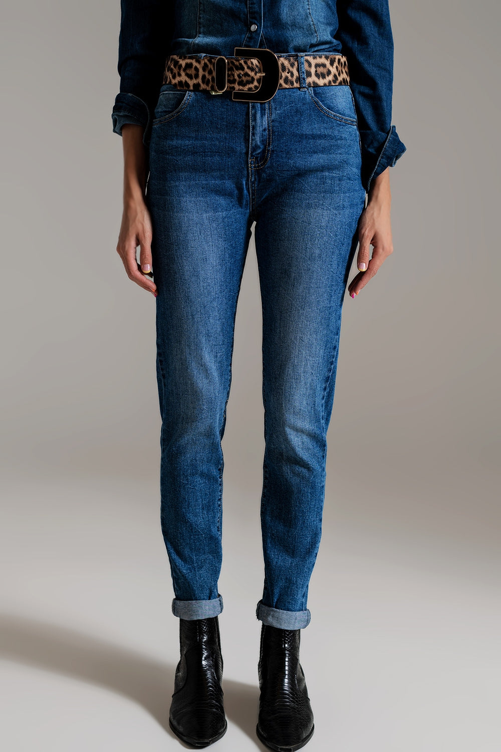 Calças de ganga skinny cintura alta em lavagem média
