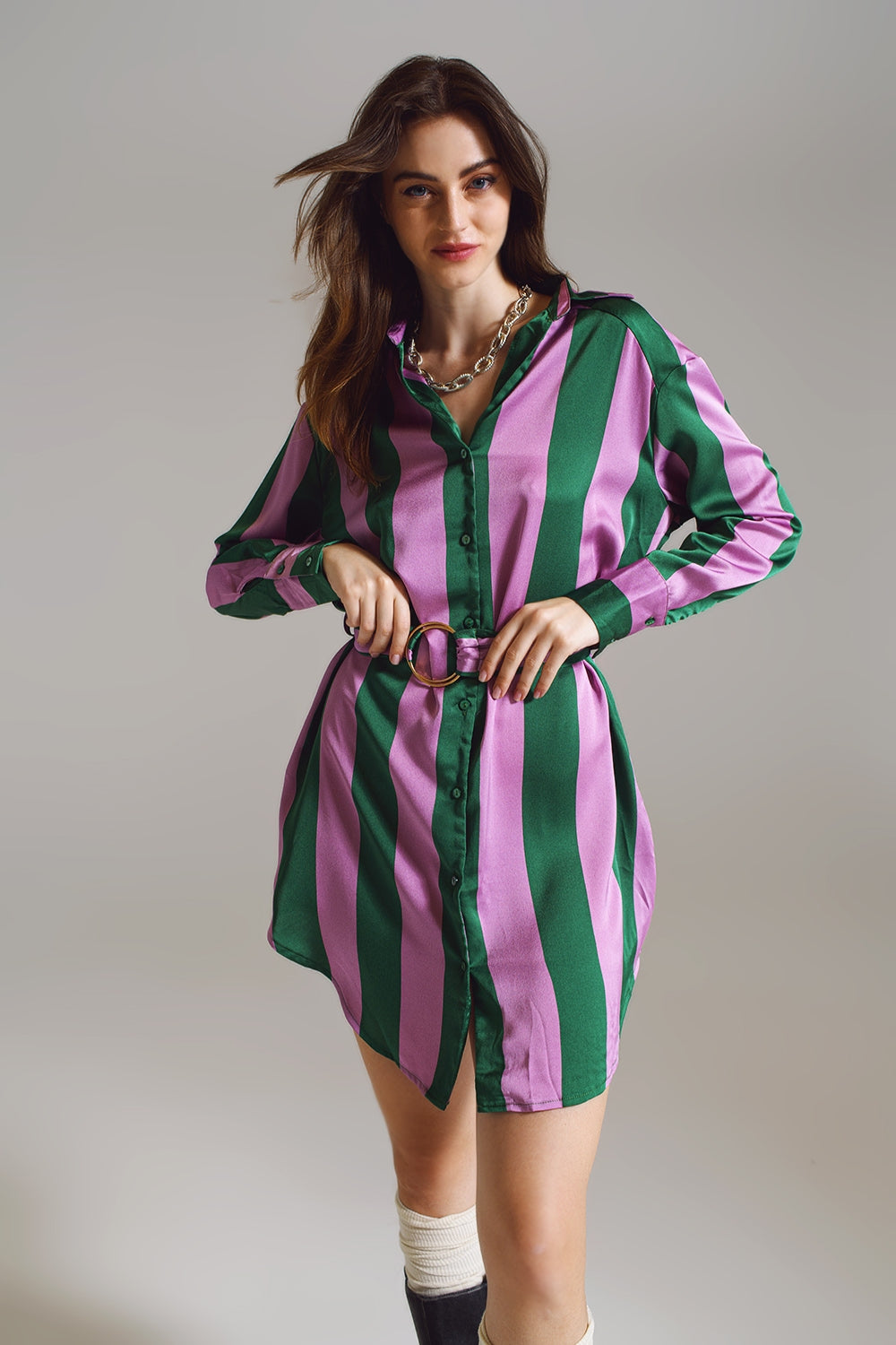 Vestido camisa curto listrado lilás e verde