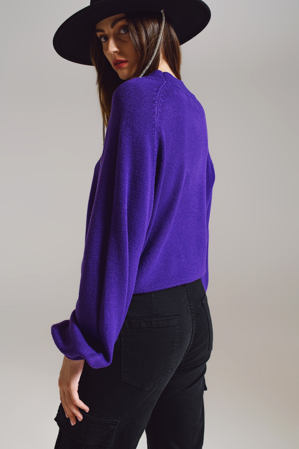 suéter roxo de estilo descontraído com mangas bufantes