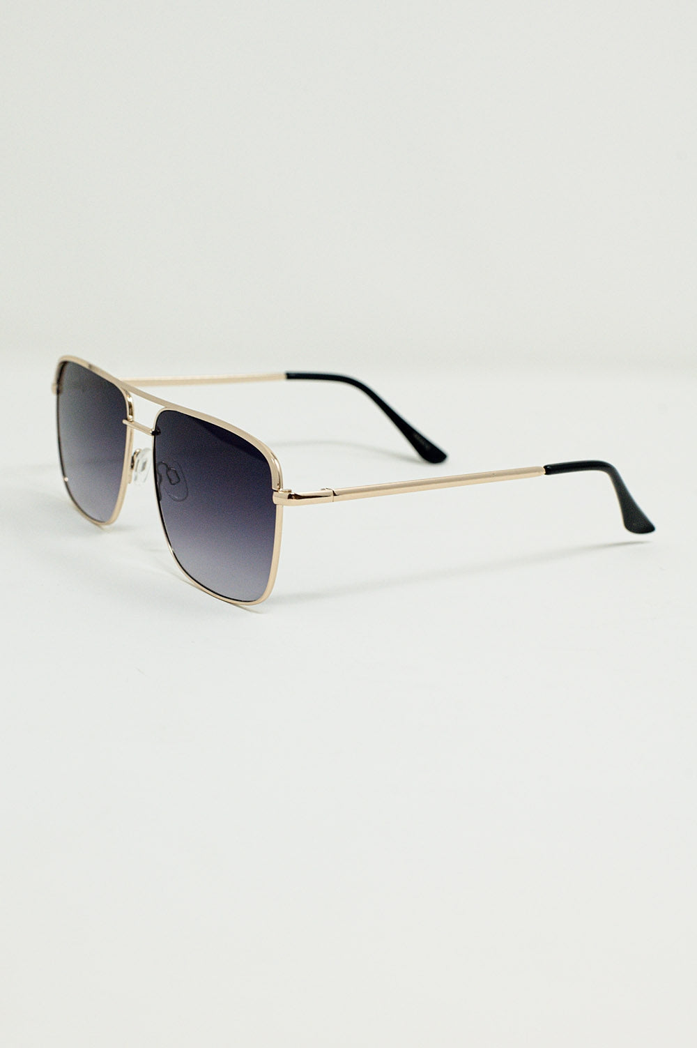 Óculos de sol Aviador Vintage com aro dourado