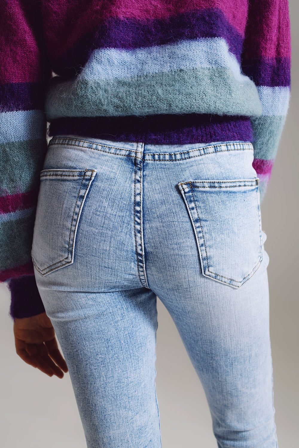 Calças de ganga super skinny em lavagem azul claro