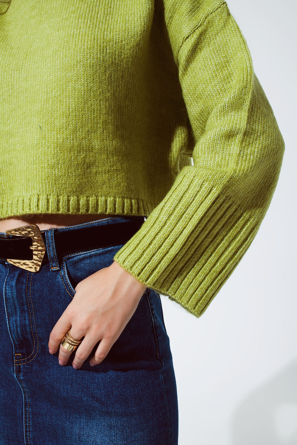 Camisola de tricô grosso com gola alta em verde