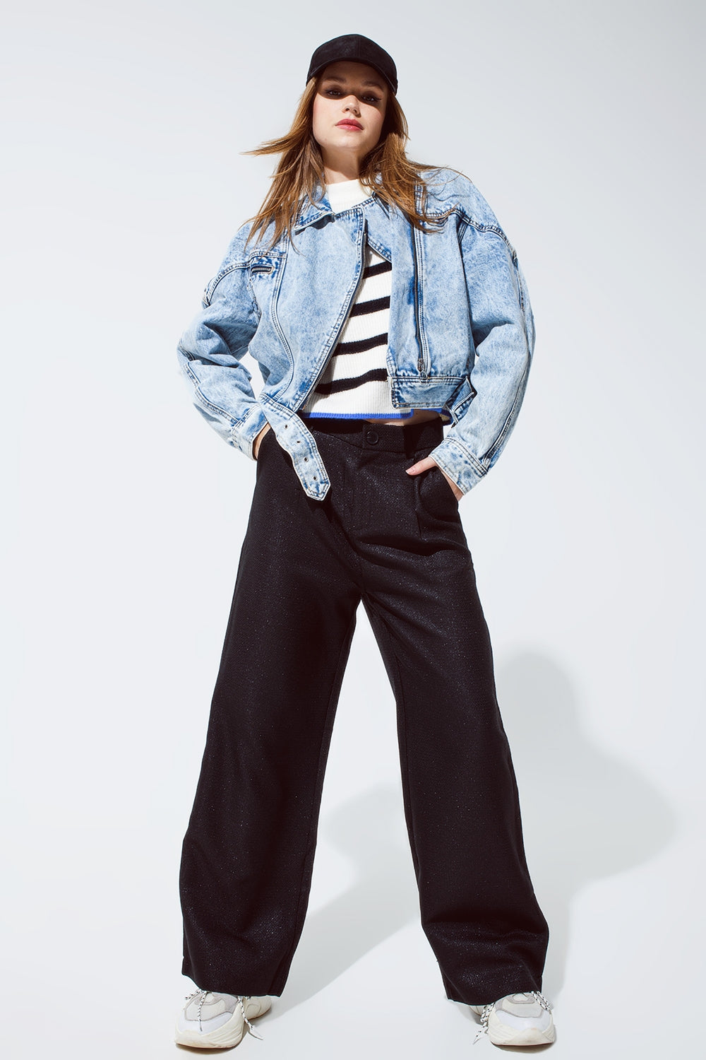 Pantalão oversized em preto