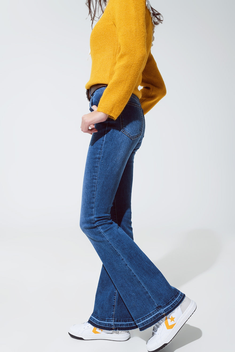 Calças de ganga skinny flare azuis médias