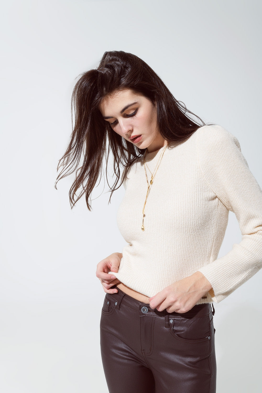Camisola de gola redonda com nervuras em creme