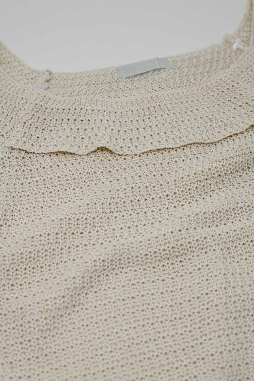Camisola de manga curta com decote à barco em creme