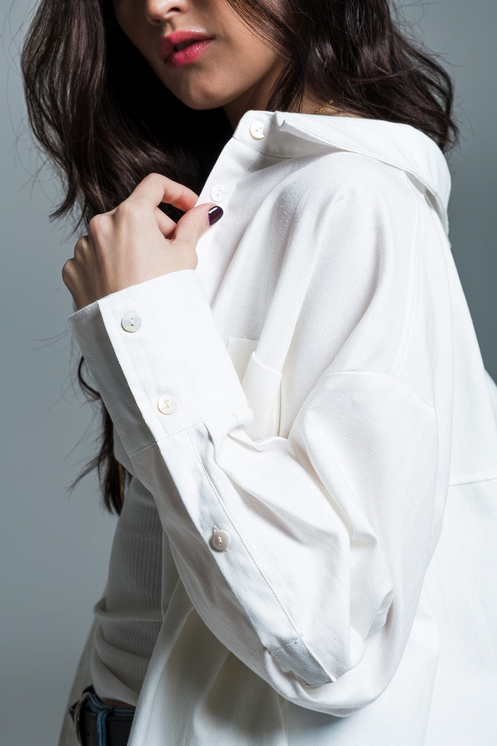 Camisa de corte boyfriend com manga 3/4 em branco