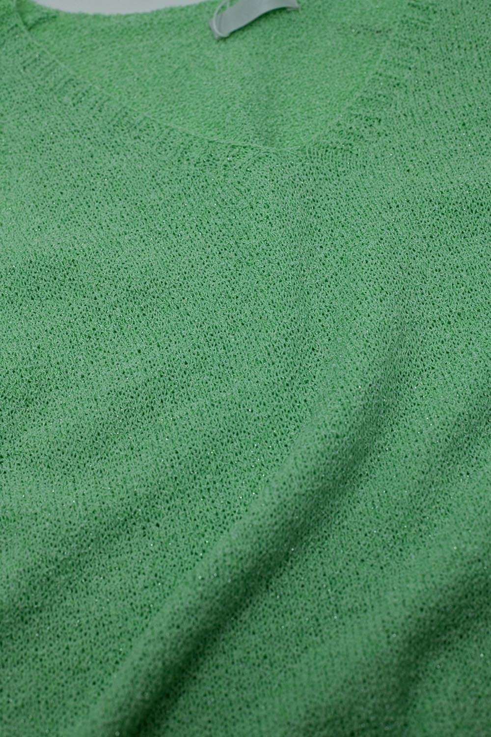 Vestido verde maxi sem mangas com fenda lateral