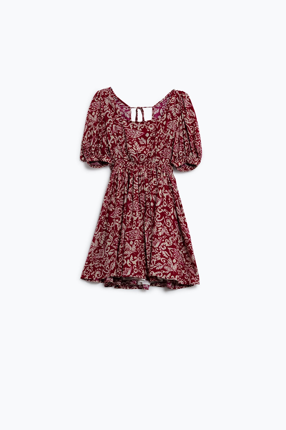 vestido curto com estampado floral e costas franzidas
