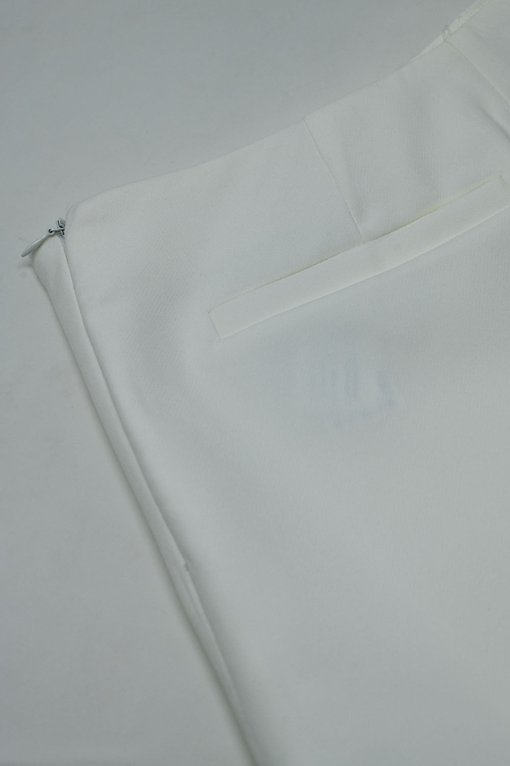 Minissaia em branco