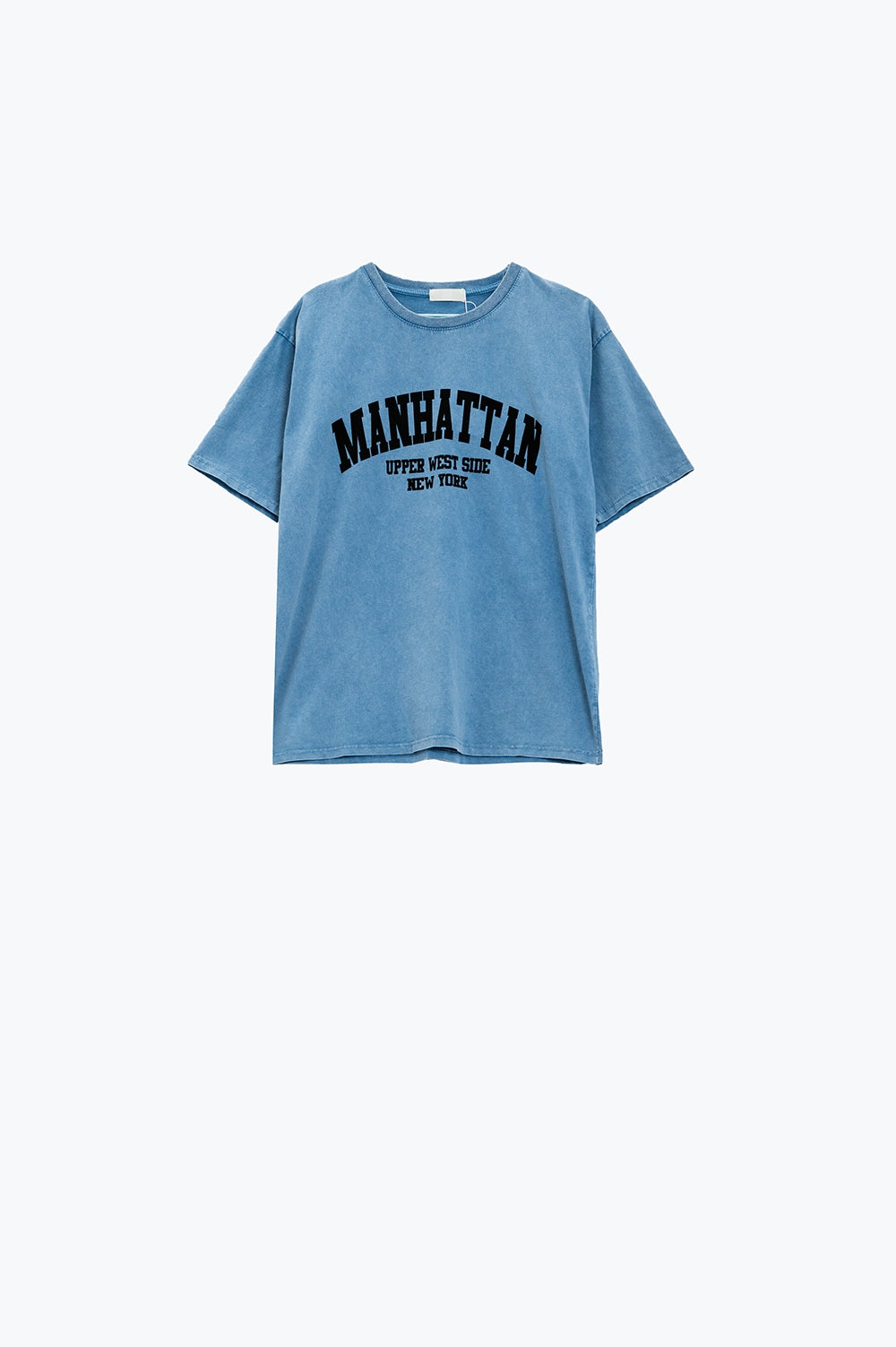 T-shirt azul com texto de Manhattan