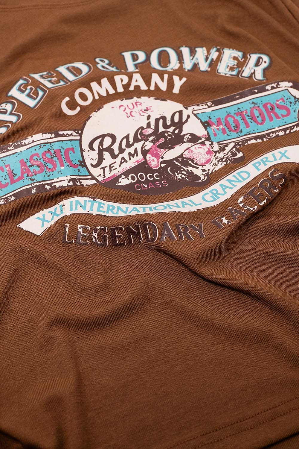 T-shirt castanha de gola redonda com estampado gráfico