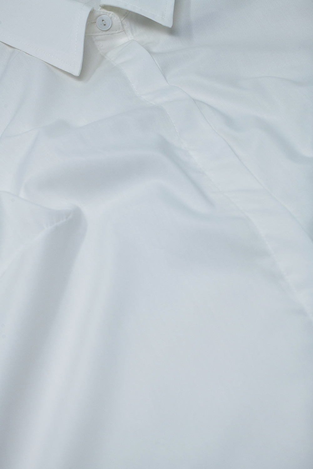 Camisa Basica poplin branca com mangas compridas em balão