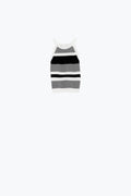 Tank top preto e branco com design de riscas em malhas diferentes