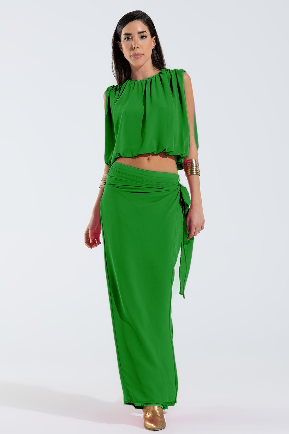 Top de musselina verde com design de pregas