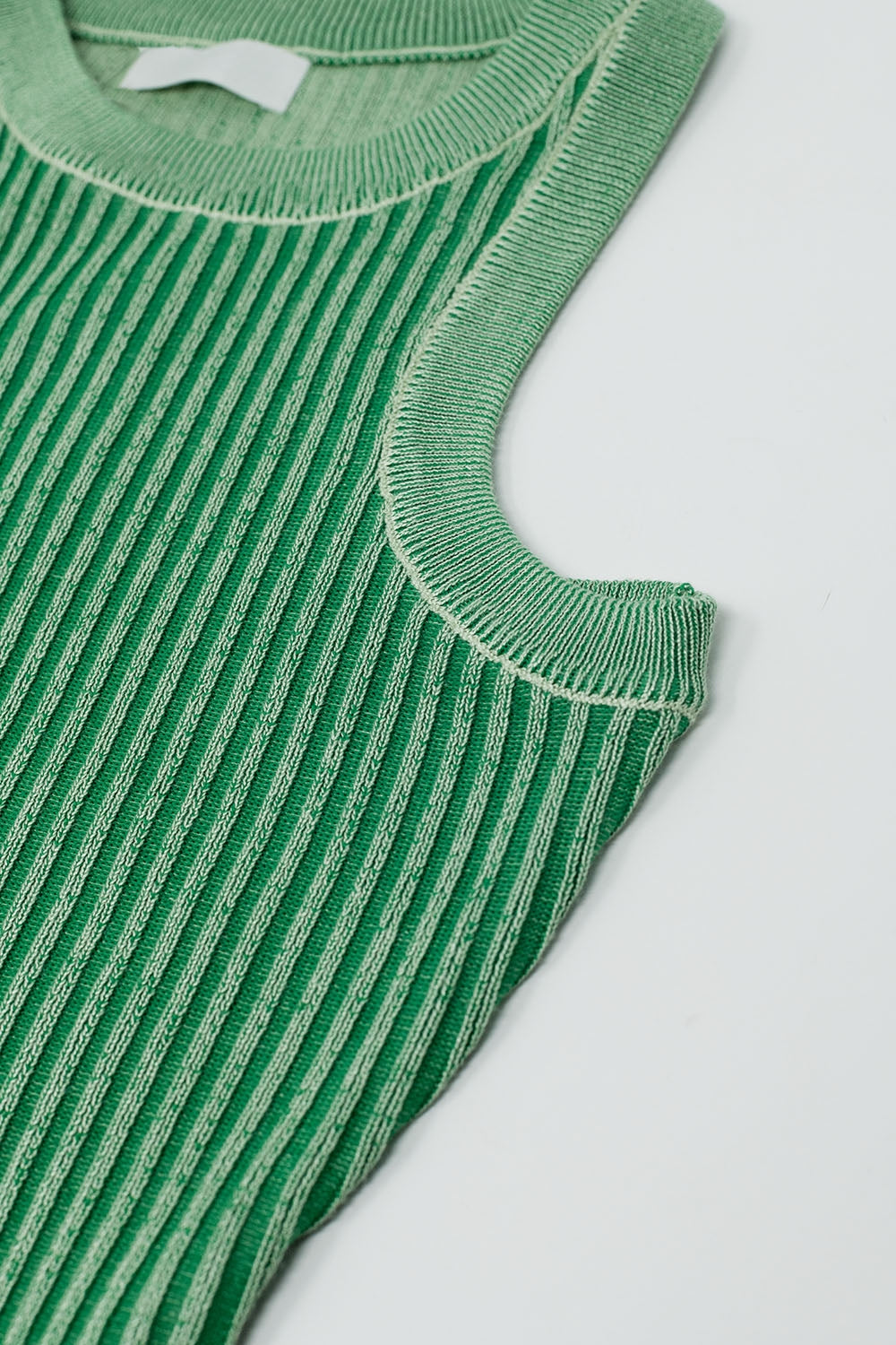 Vestido Maxi sem mangas sem alças com nervuras em verde