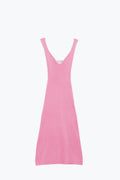 Vestido de verão de malha que abraça o corpo cor-de-rosa com rebordo branco