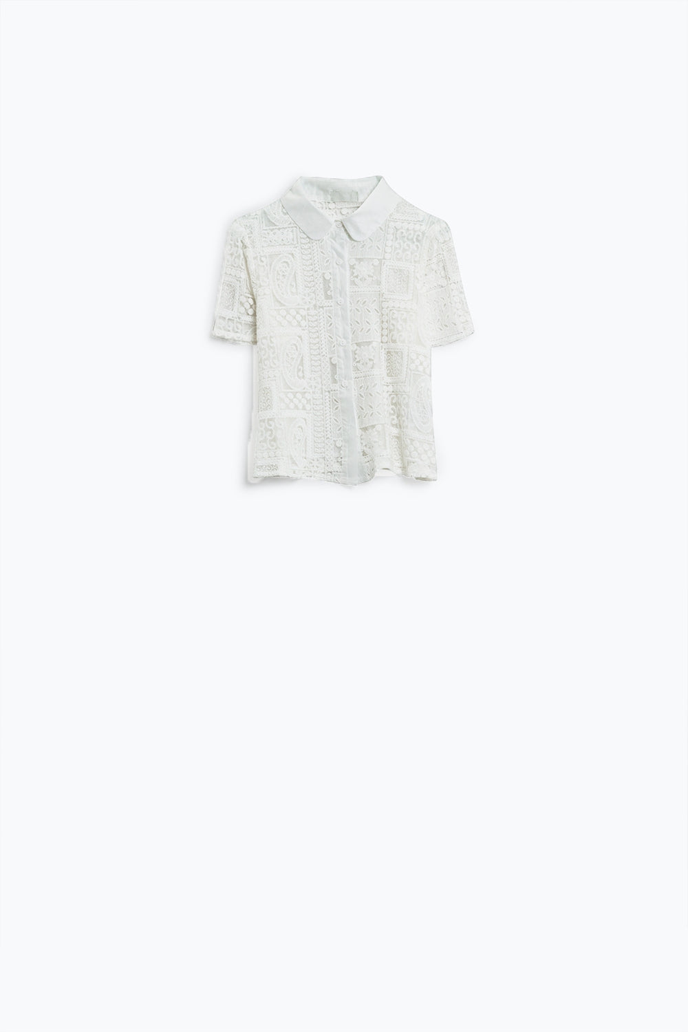 Camisa pólo croché branca com fecho de botões