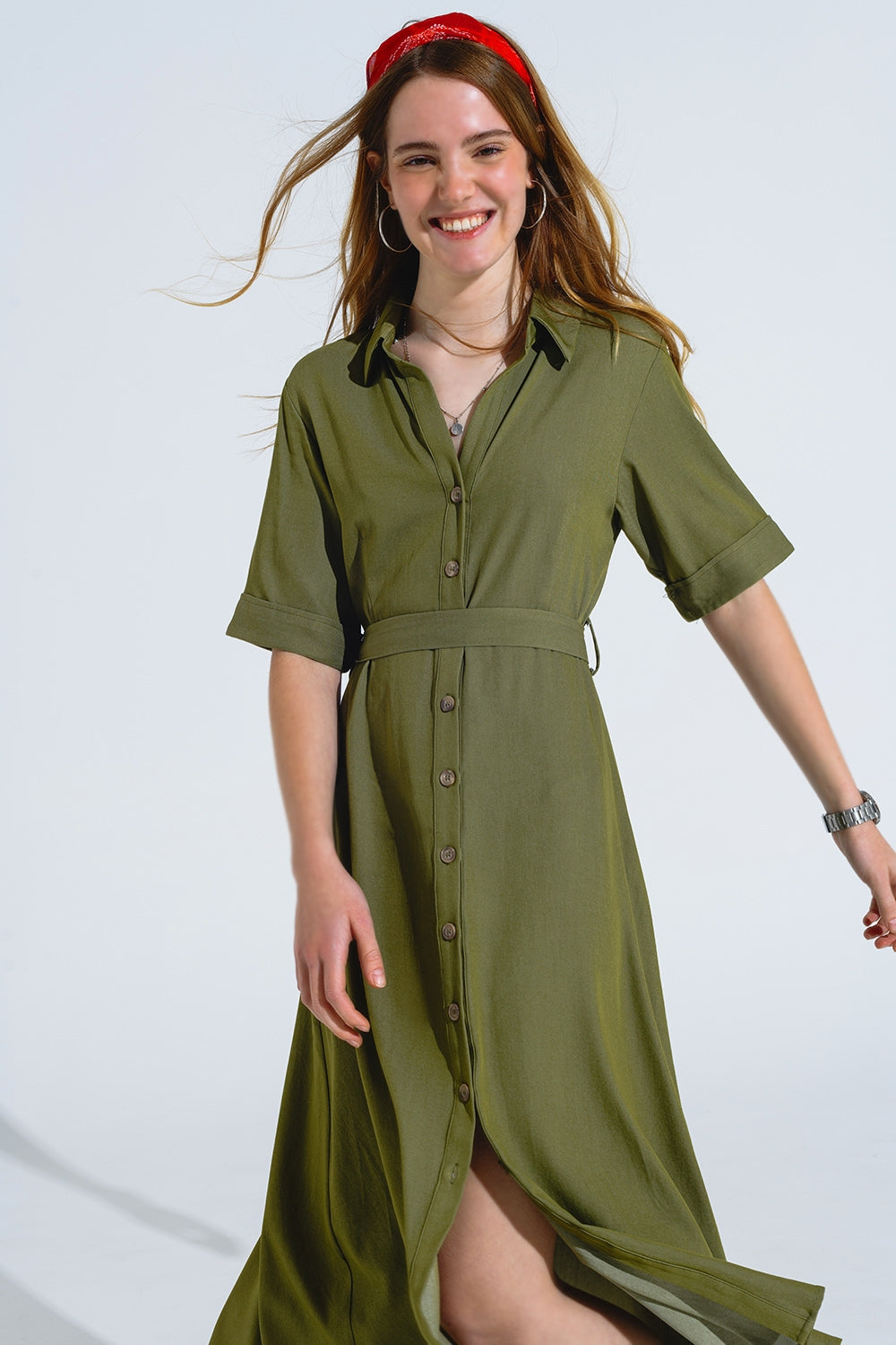 Vestido de camisa maxi verde com gola polo
