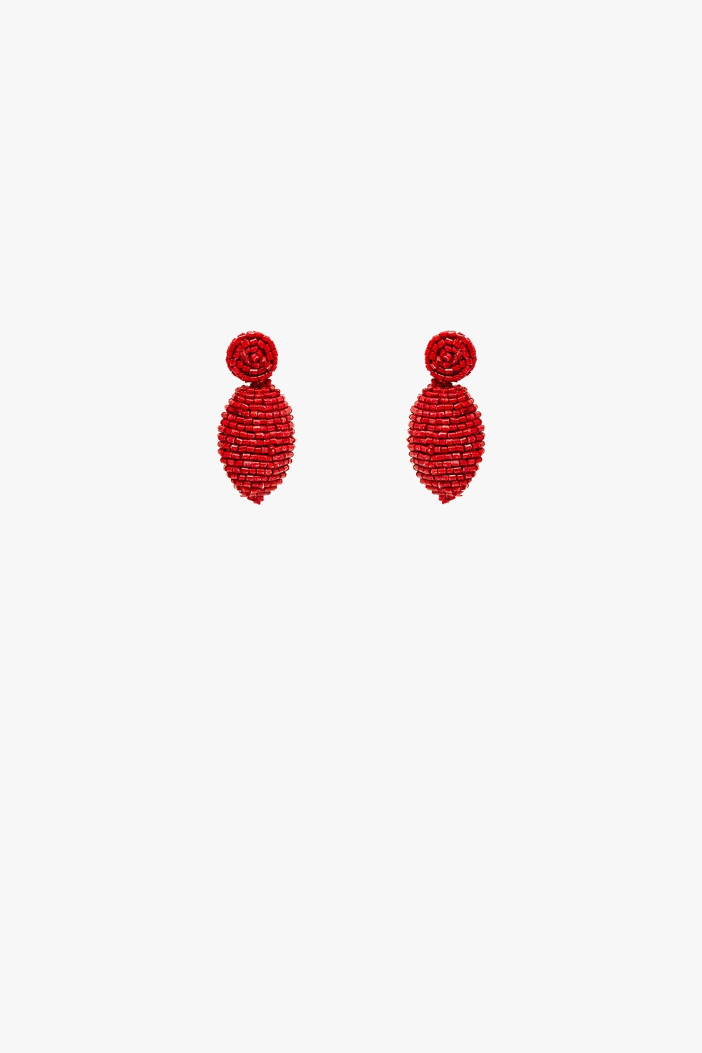 Brincos de contas ovais em vermelho