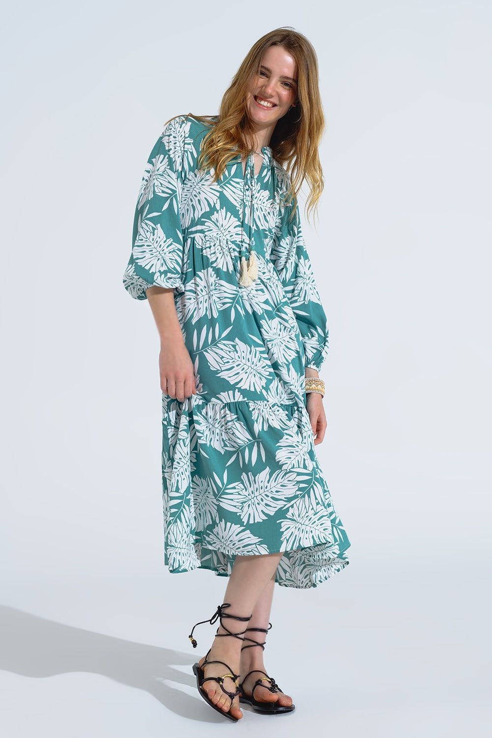 Vestido Maxi Boho com mangas em balão e estampado de folhas em verde