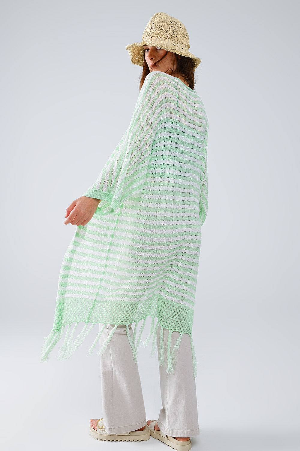 Casaco de malha verde estilo Boho com riscas de malha Pointelle e pormenores de franjas