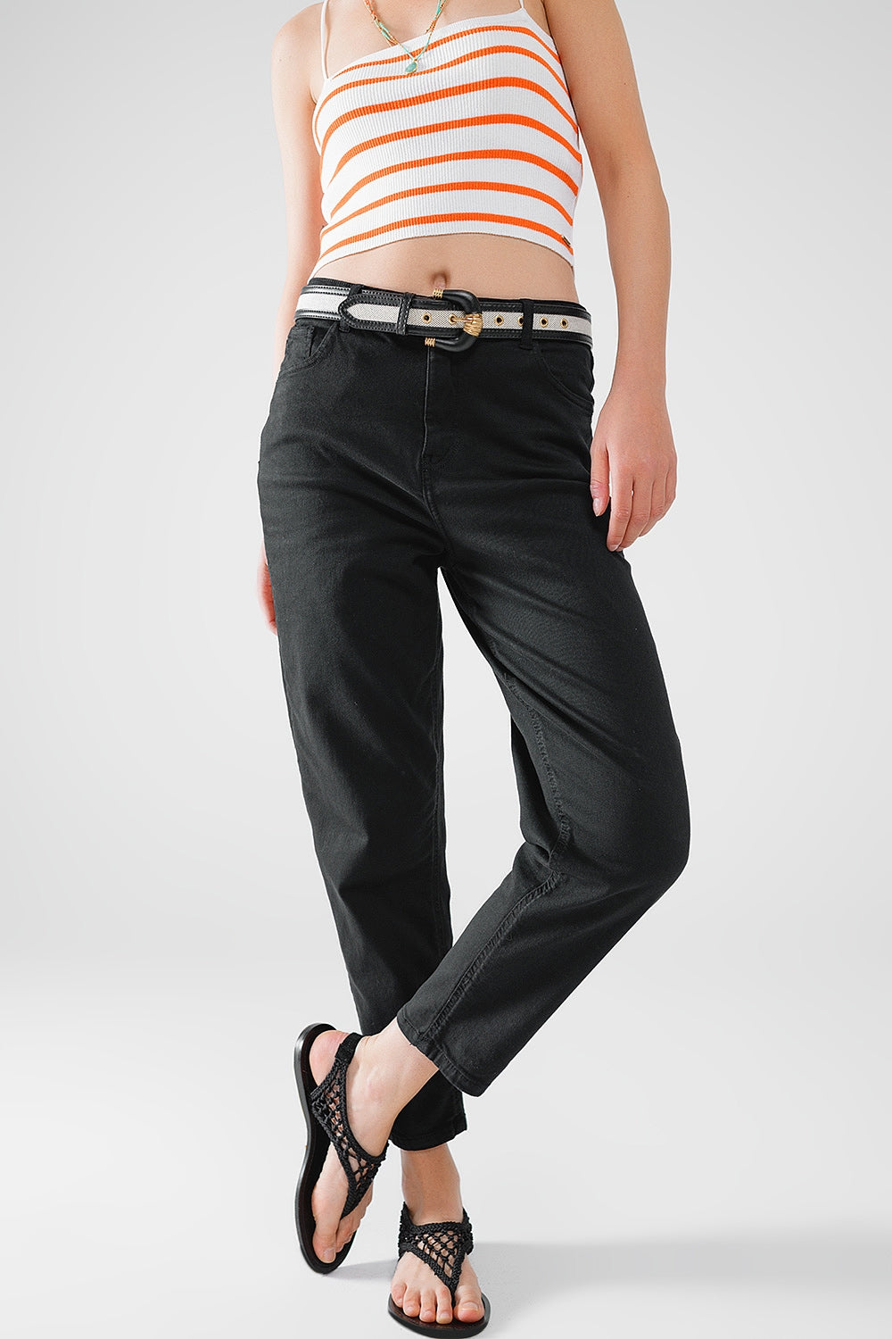 Calças de ganga básicas skinny com tornozelo em preto