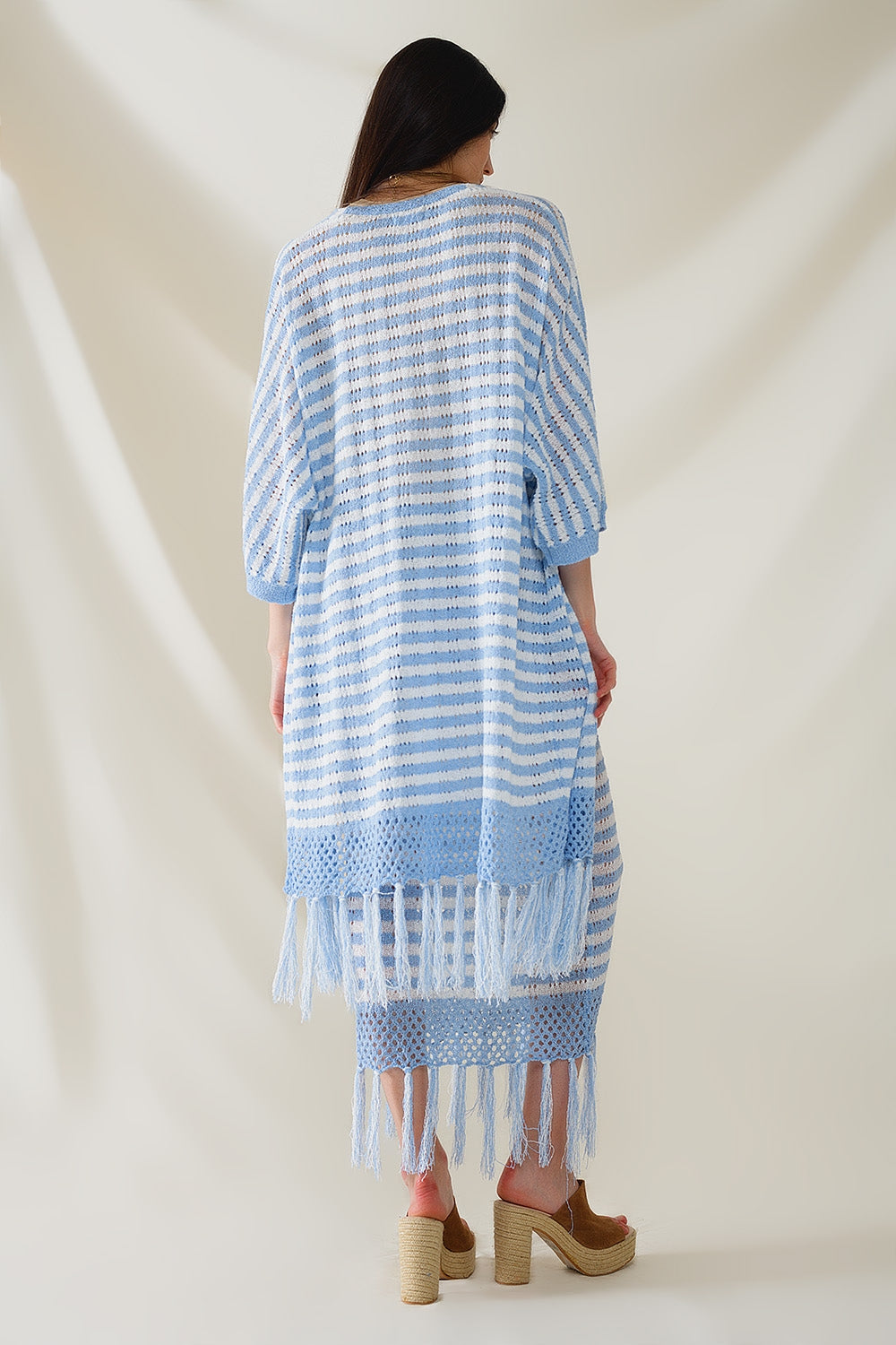 Casaco de malha azul estilo Boho com riscas de malha Pointelle e pormenores de franjas