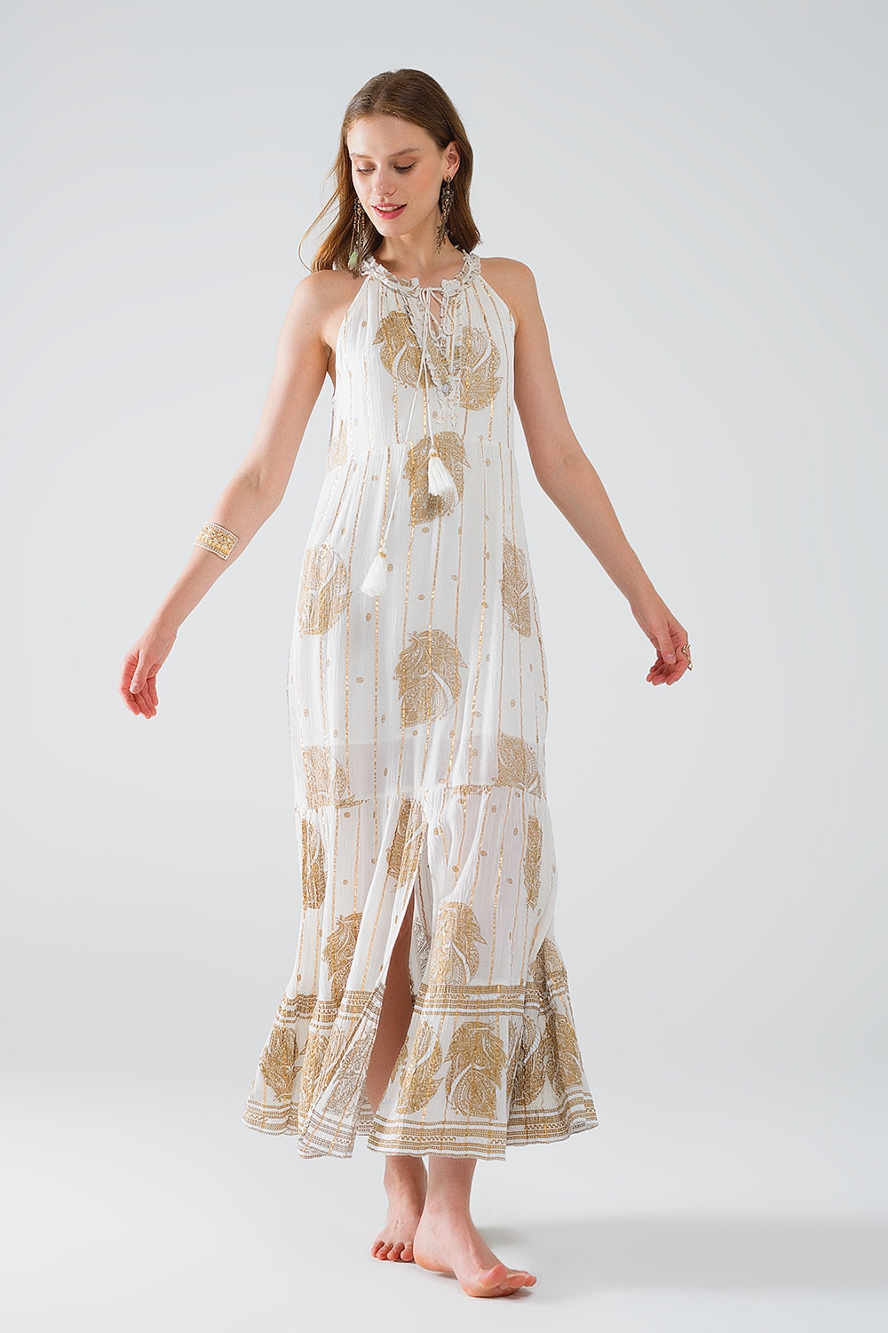 vestido boho maxi chiffon com estampado de flores douradas