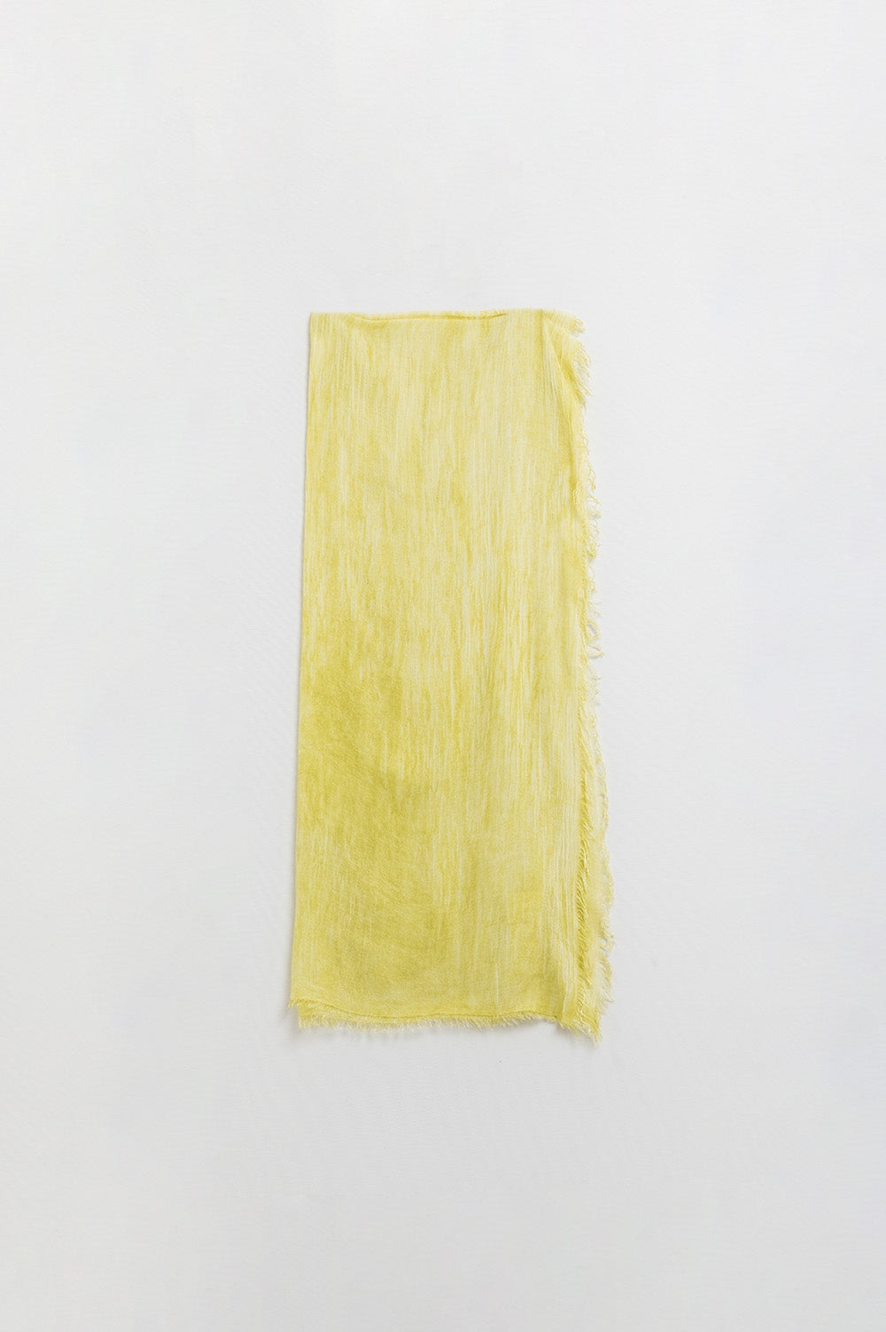 Cachecol leve em amarelo