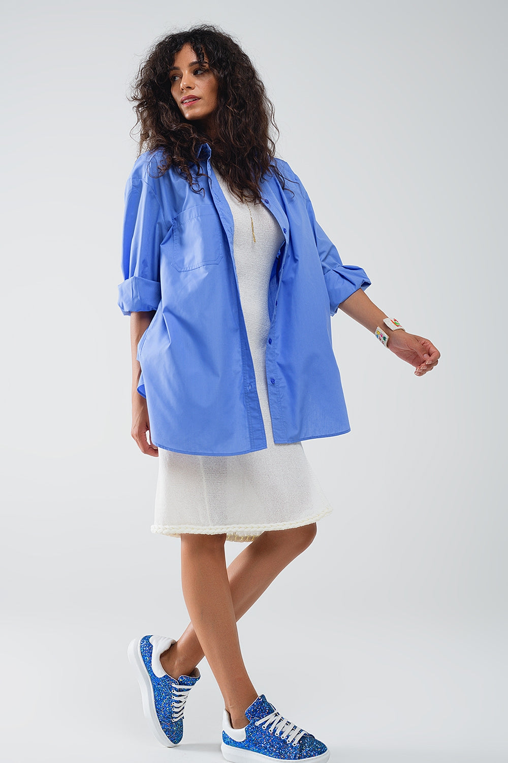 Camisa Super Oversized High Low em azul