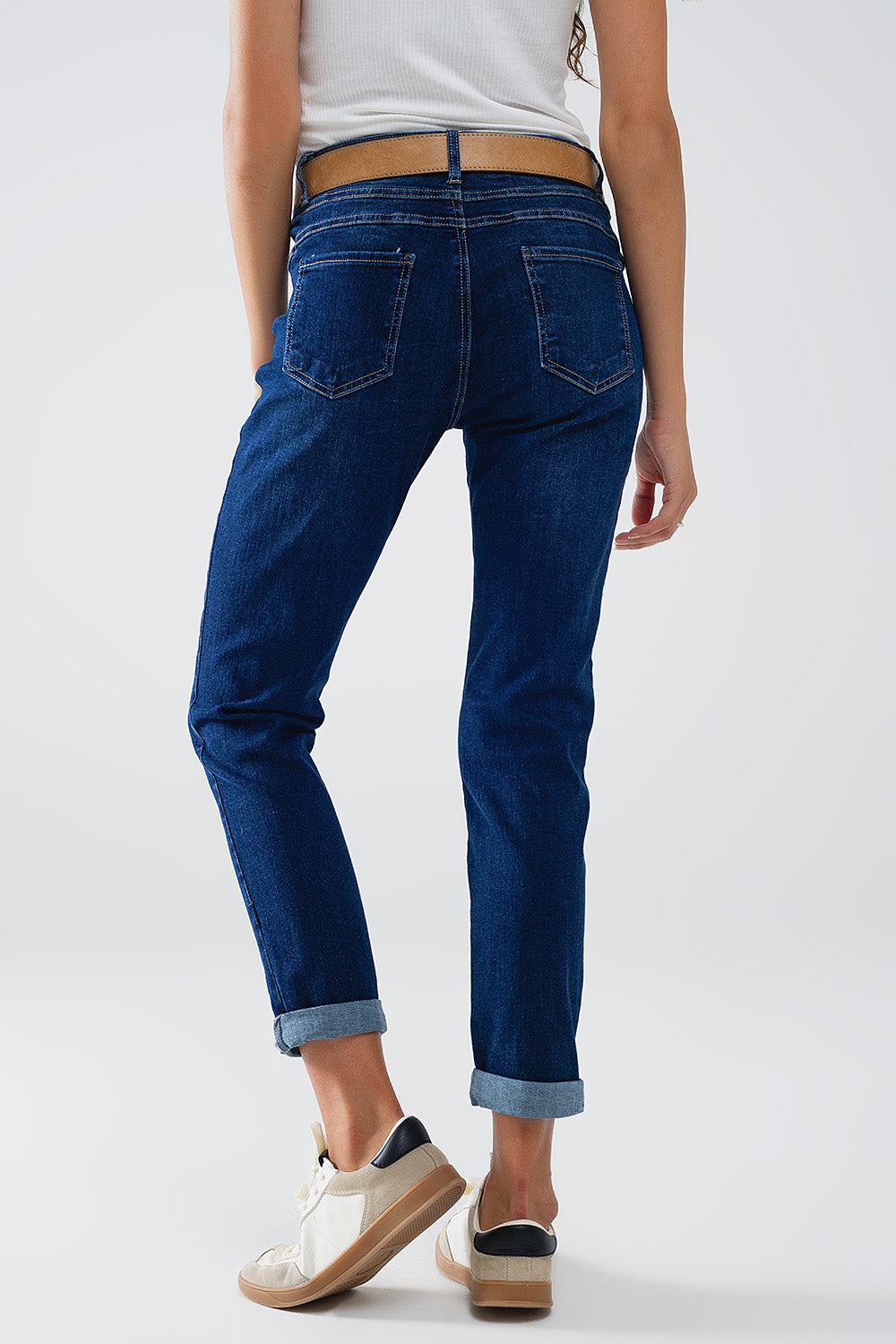 Calças de ganga skinny de cintura média em lavagem escura