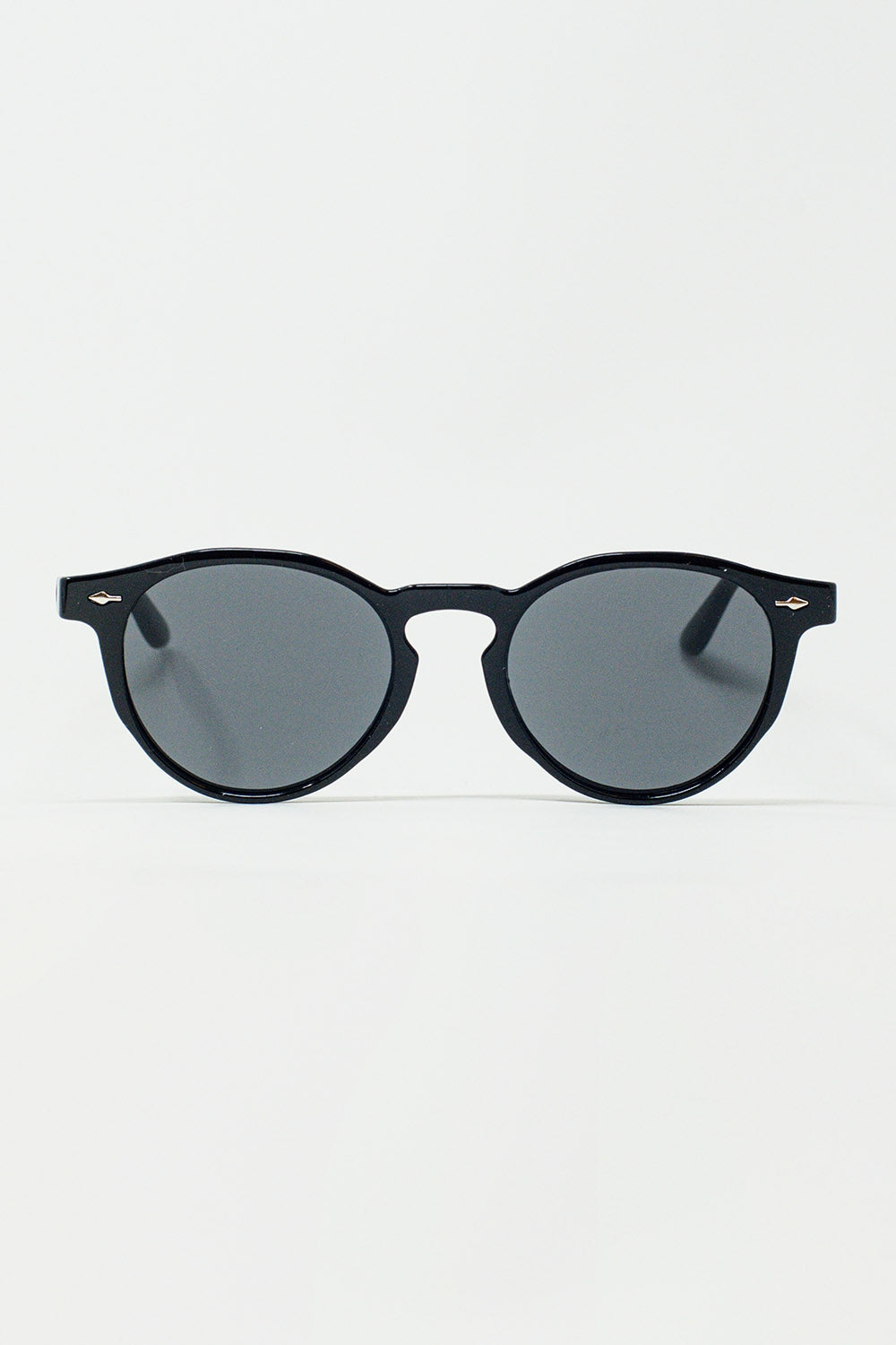 Retro Round Sunglasses With Smoke Black Lens em preto
