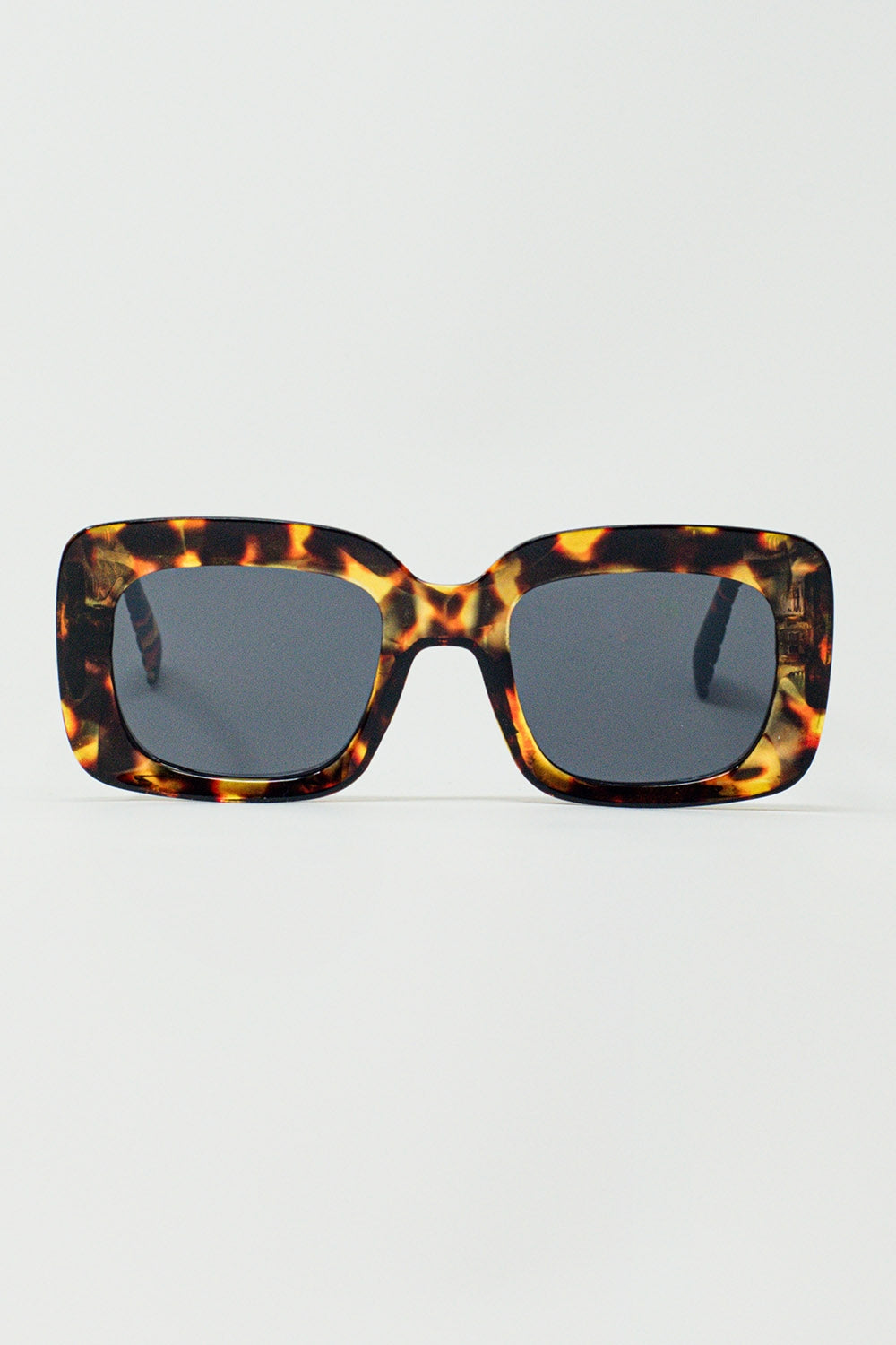 Óculos de sol retangulares oversized em estilo retrô