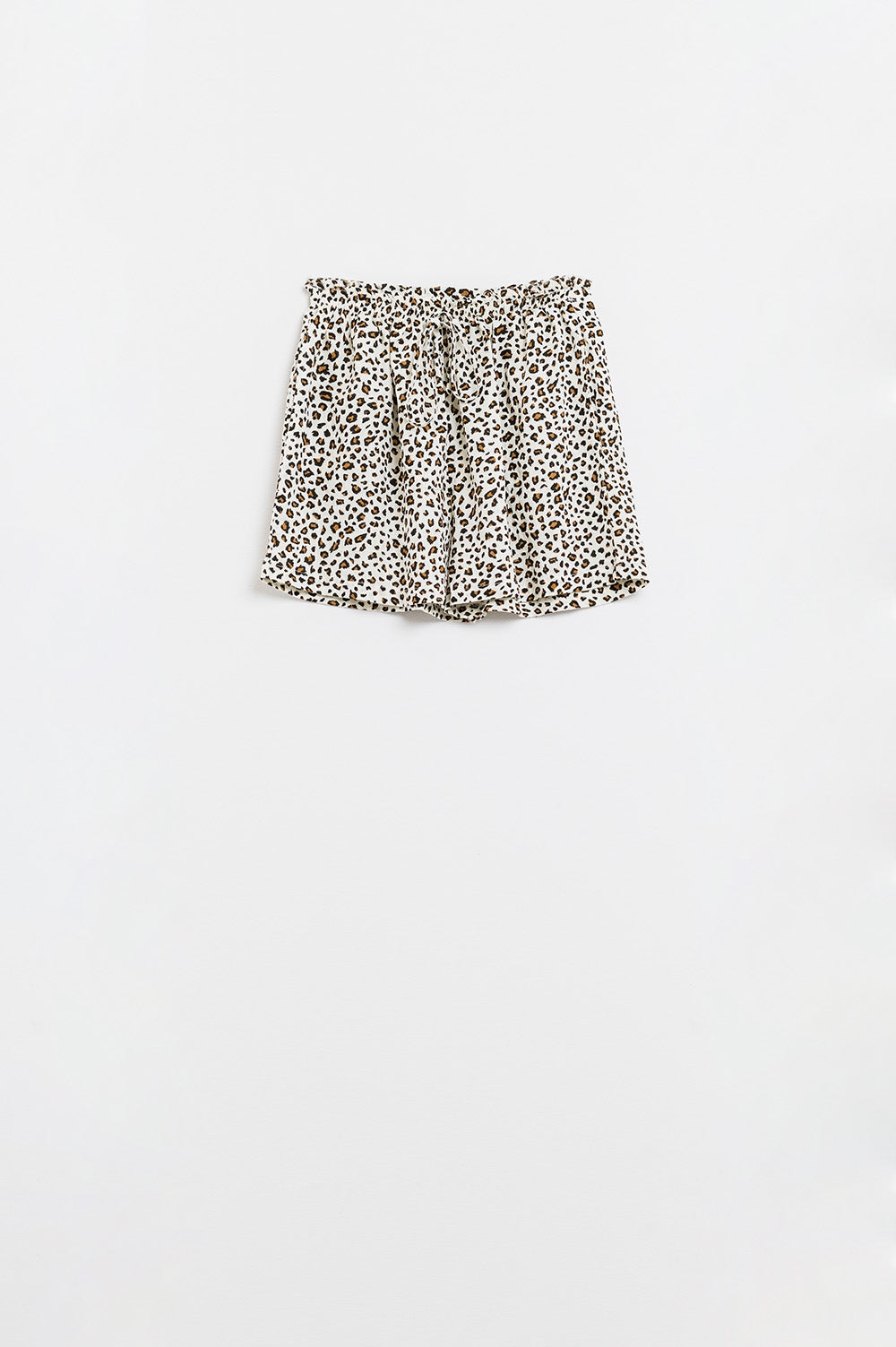 Calções com estampado de leopardo e cintura elástica com cordão