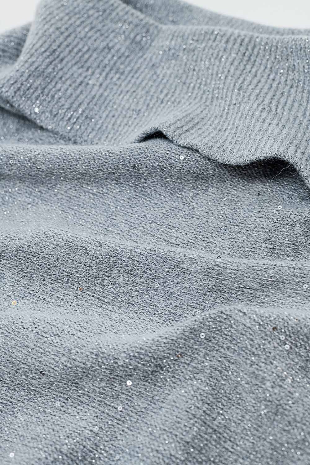Camisola cinzenta com gola redonda e lantejoulas