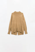Camisola camel solta com abertura nas costas