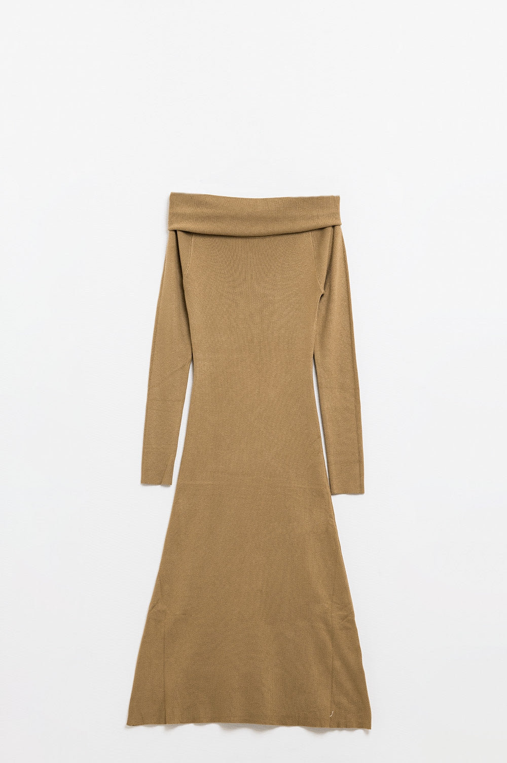 Vestido Maxi Bardot largo de malha em camel