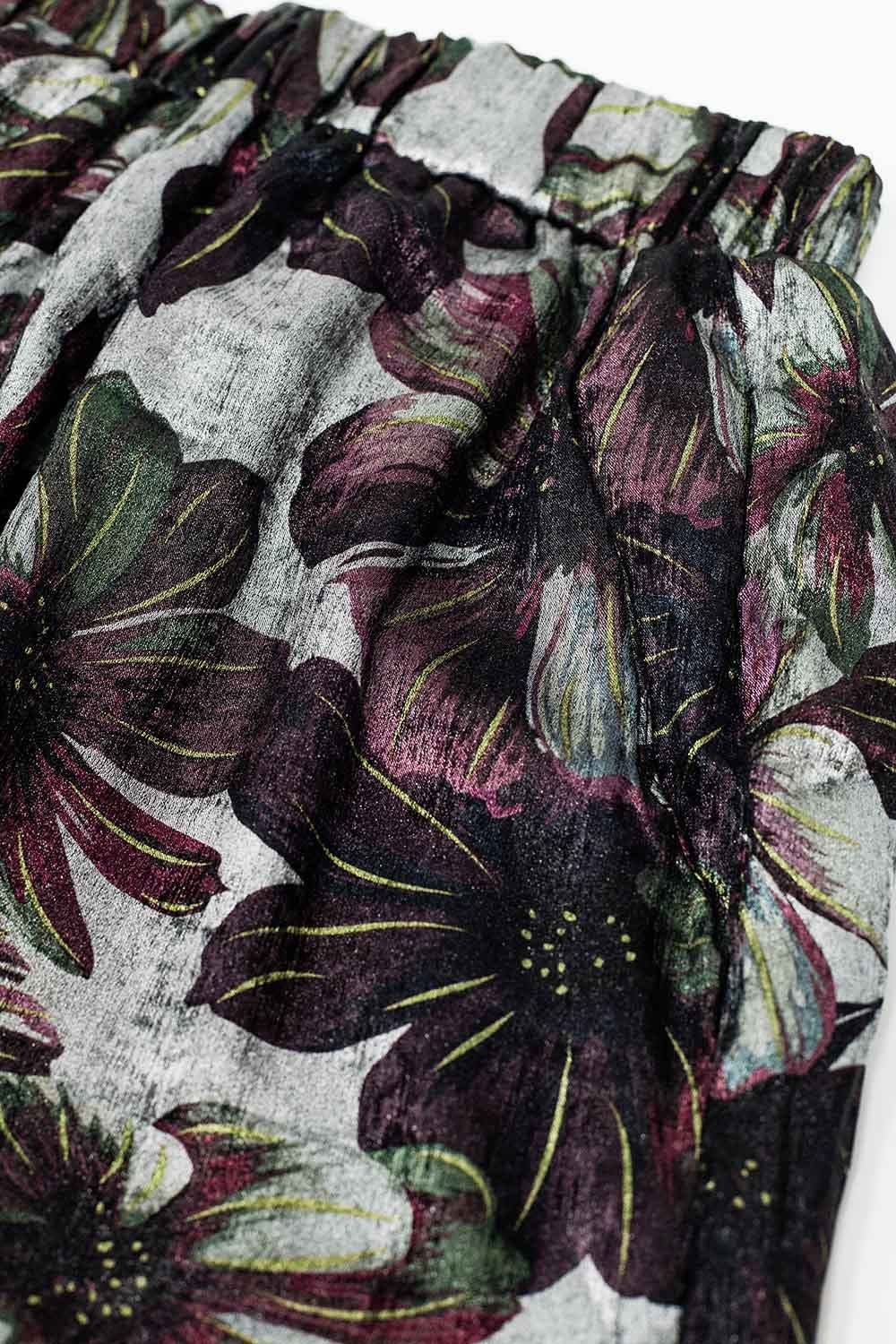calças de perna larga com estampado floral