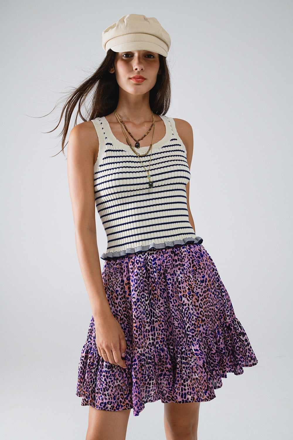 Tank Top às riscas em creme com folhos