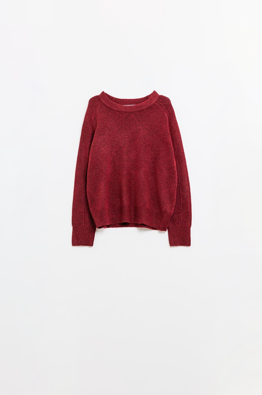 Camisola de gola redonda borgonha com pormenor de costura na manga