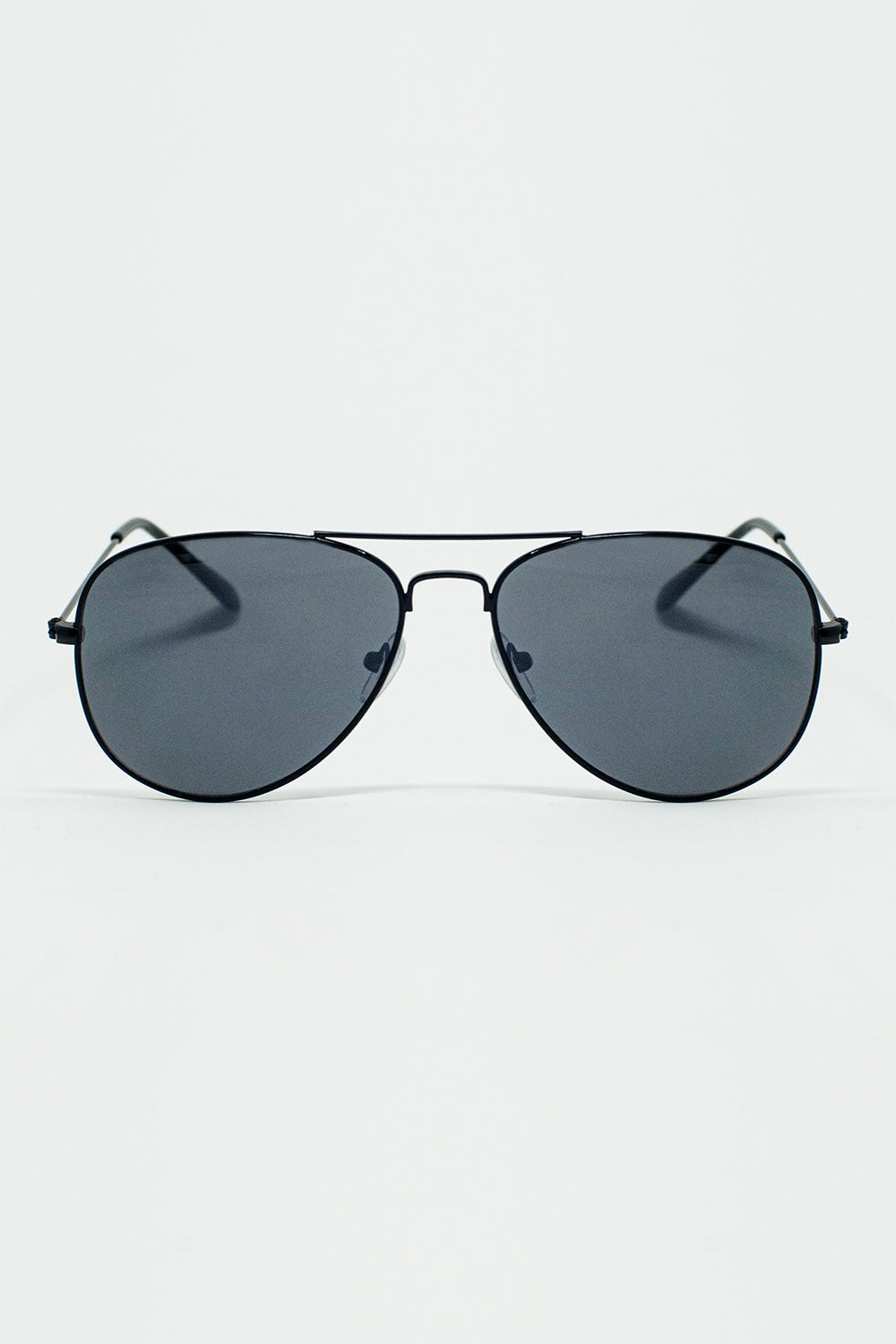 Retro Aviator SunglassesWith Smoke Lense em preto