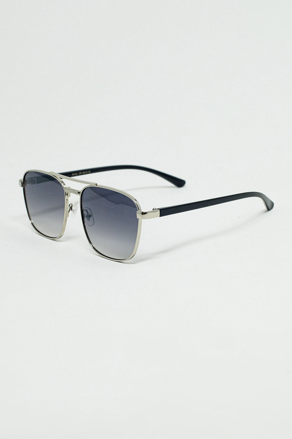 Óculos de sol Squared Metal com lentes fumadas cinzentas