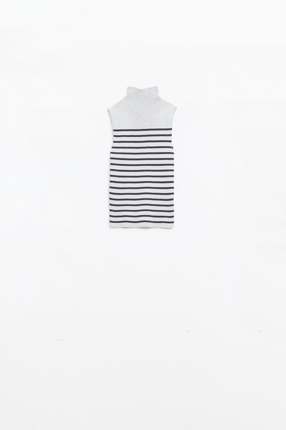 Camisola de tartaruga às riscas em cinzento claro