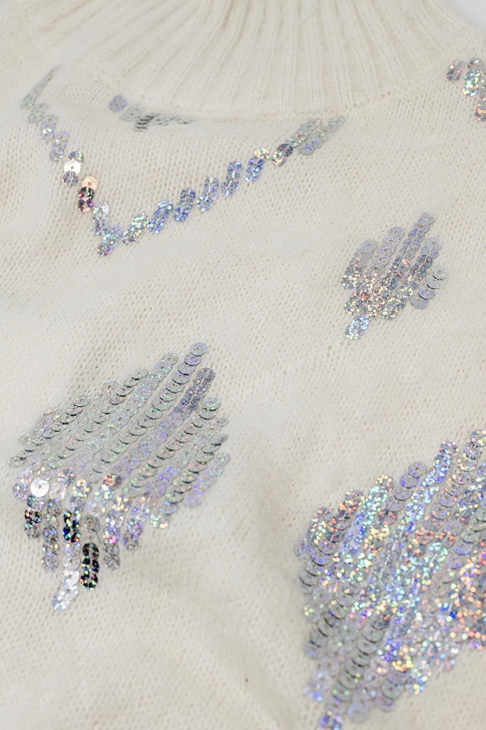 Camisola de manga curta creme com lantejoulas