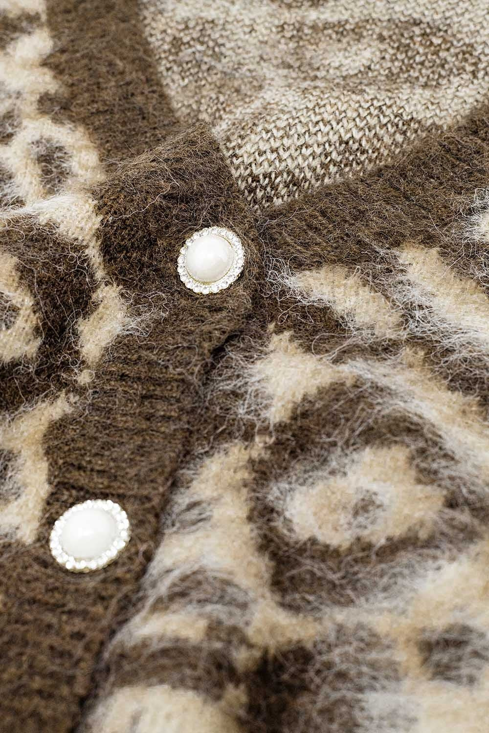 casaco de lã com estampado de leopardo em bege